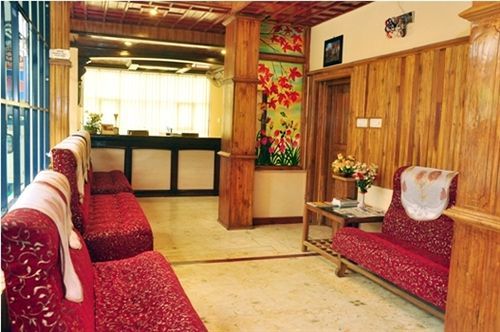 Hotel Fabexpress Luminos Dwelling Ikka Nagar Munnar Exterior foto